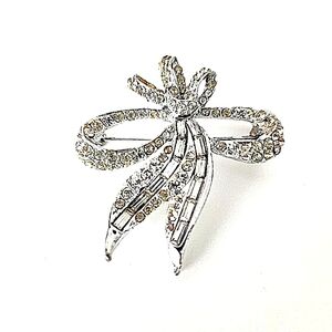 Rhinestone bow brooch